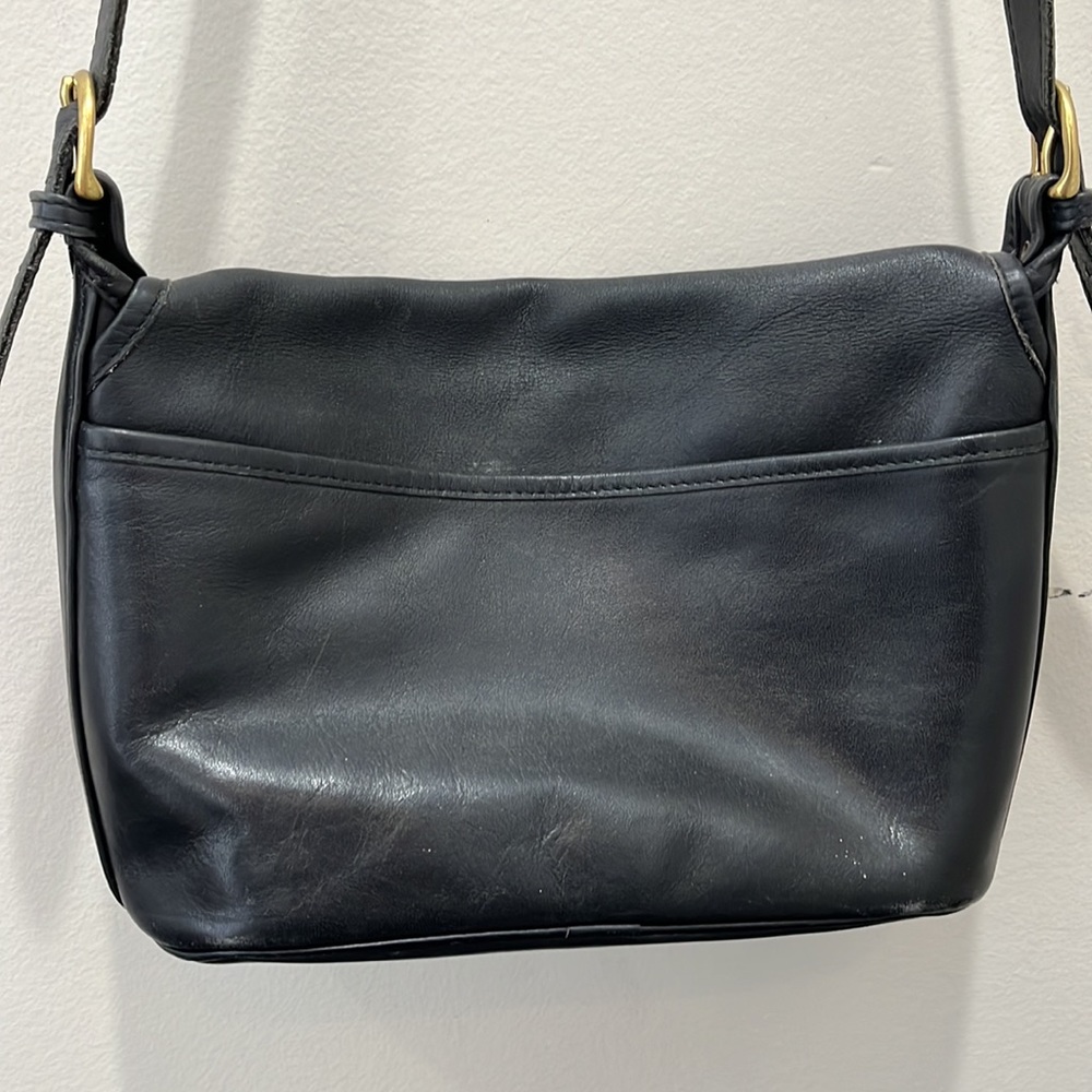 Vintage Black Leather Coach Flap Crossbody Bag - USA 4907 - Picture 11 of 16